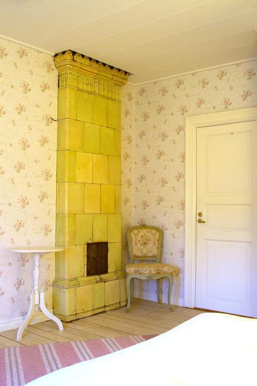 Hallebergs Bed&Breakfast Skara Habitación foto